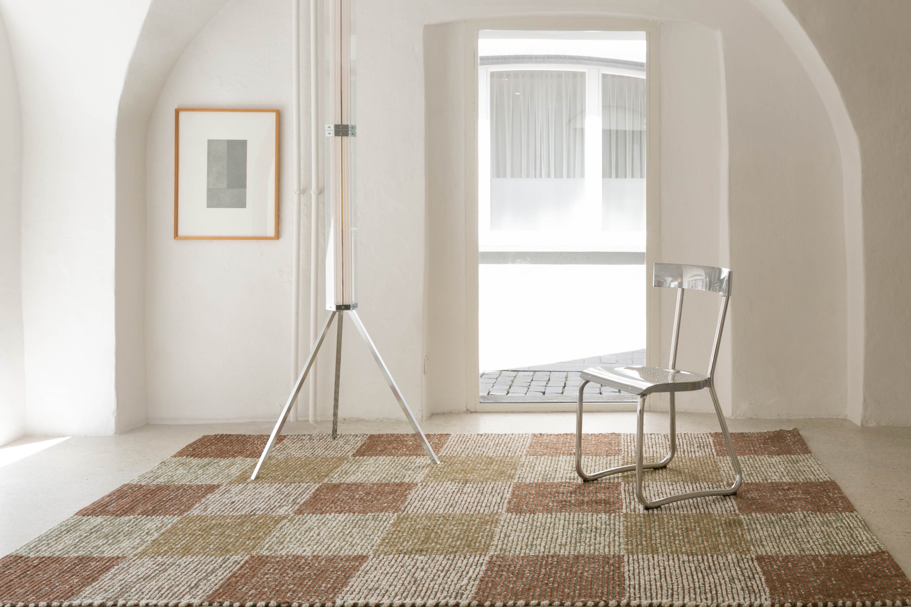 MAANA STUDIOS - A Swiss rug & interior company.